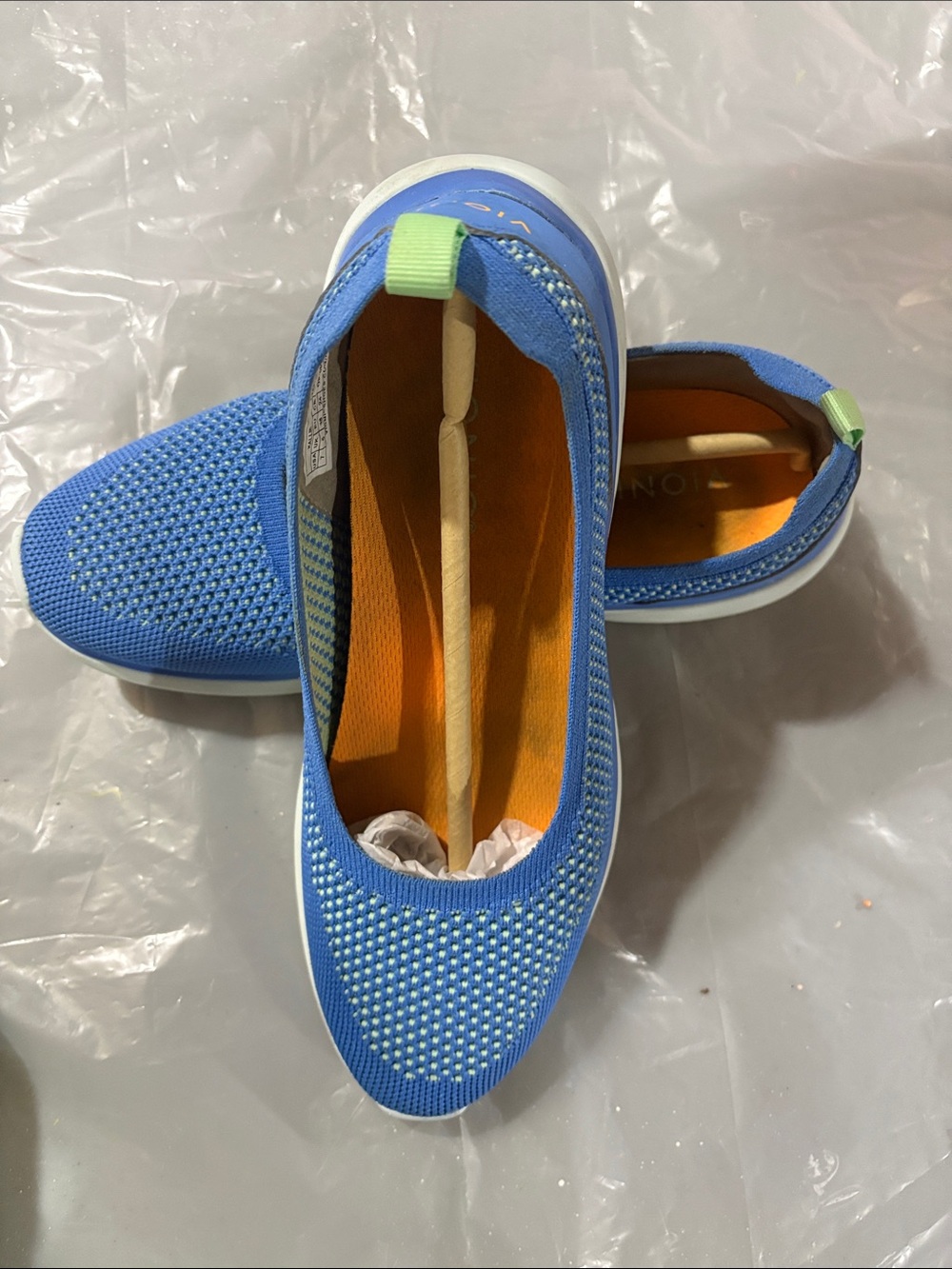 Vionic Kallie AZR Knit Slip-On in Blue